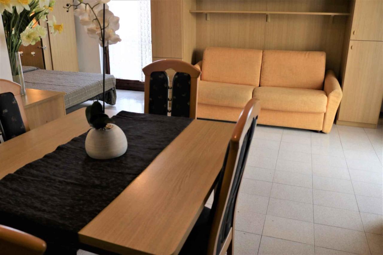 Studio In Lazise/Gardasee 21938 Dış mekan fotoğraf